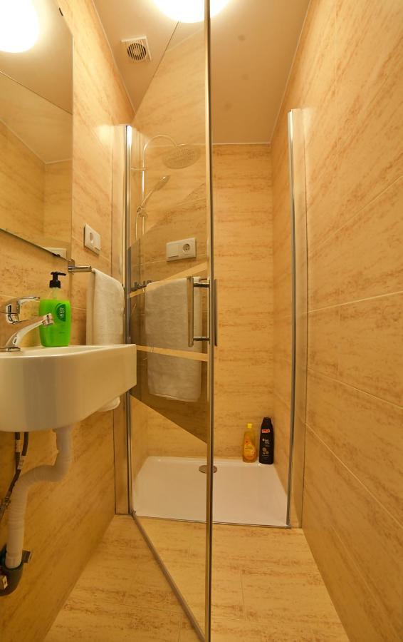 Apartamentos Barrio Humedo Catedral 2 León Esterno foto