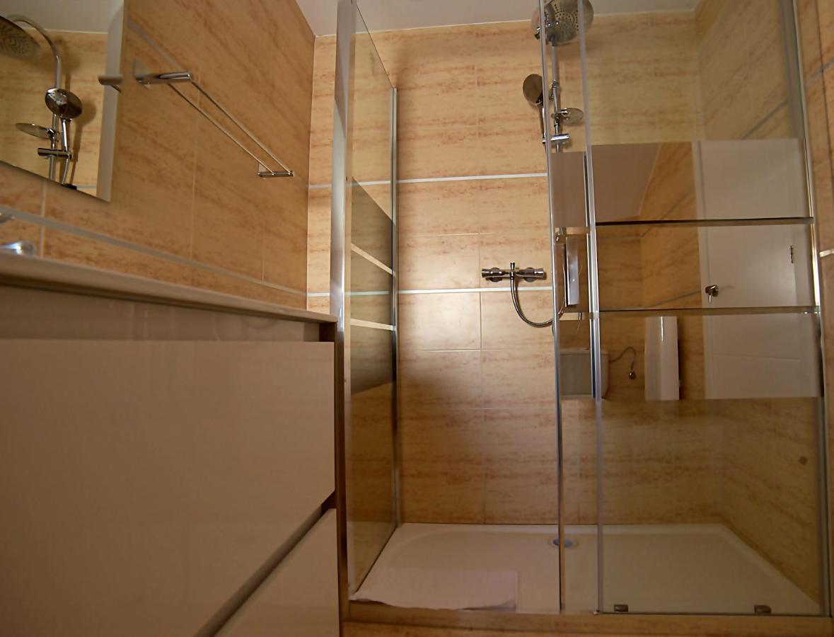 Apartamentos Barrio Humedo Catedral 2 León Esterno foto